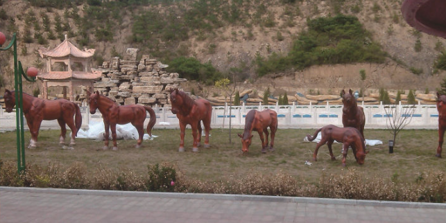动物马玻璃钢雕塑